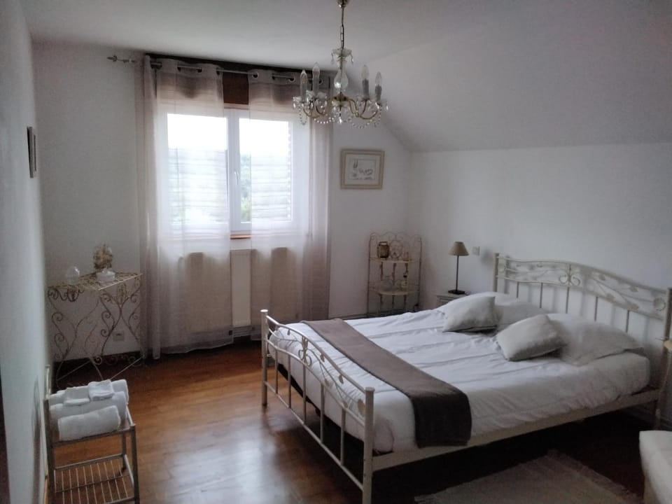 séjour familial la campagne Bed and Breakfast in Normandy
