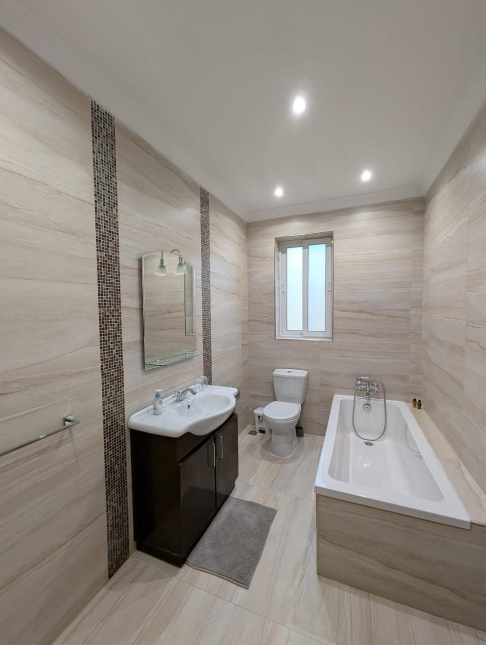 Modern Apartment 3BR - Short Walk to Sea & Shops Apartment in Sliema