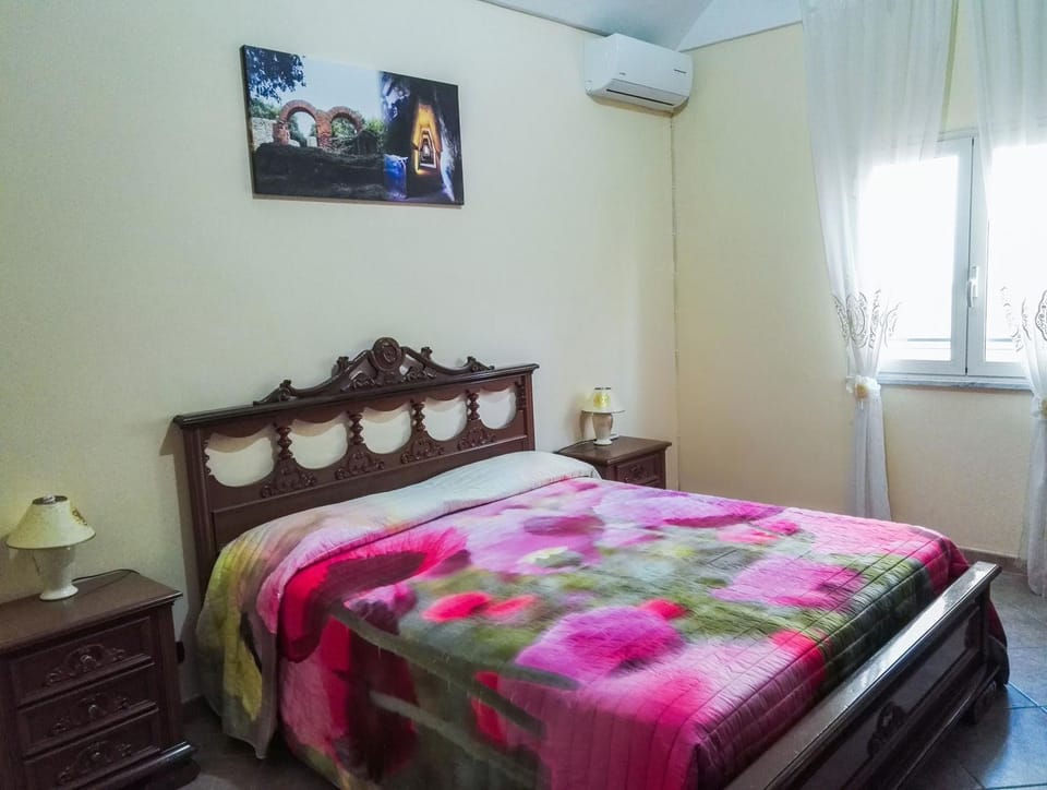 Bed, Bedroom, cot, wardrobe, air conditioner