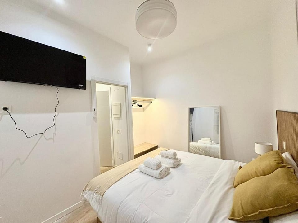 Retiro Residence Clavel Apartment in Madrid
