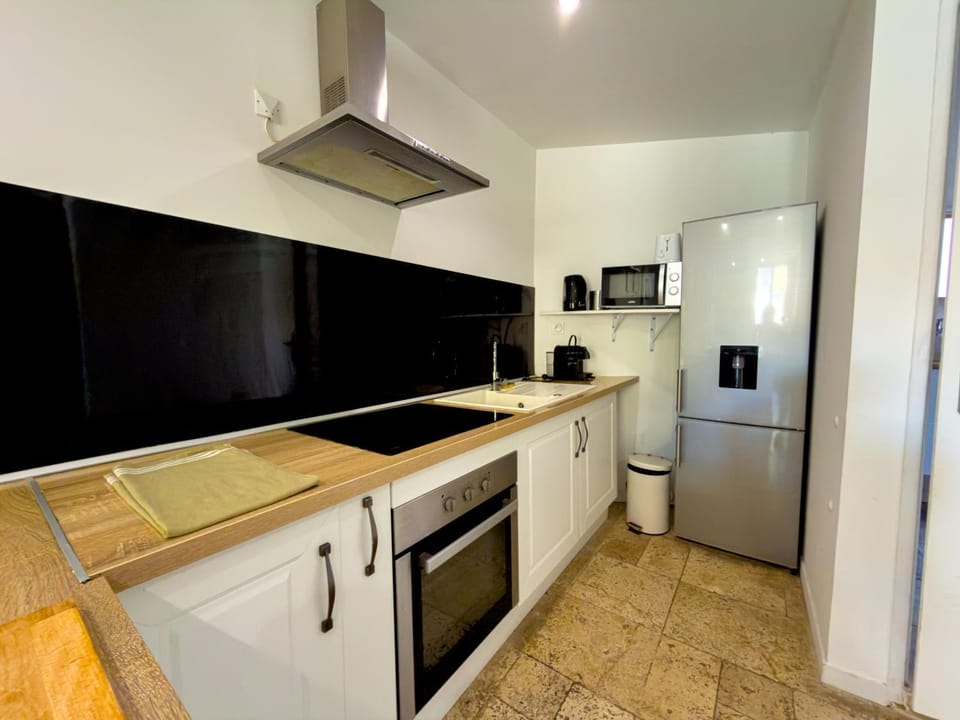 Communal kitchen
