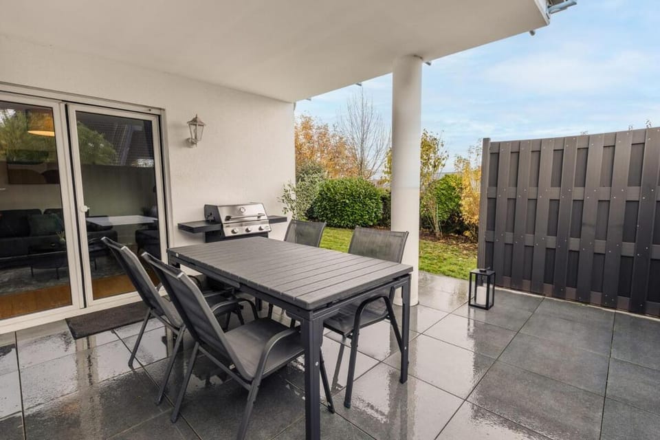 Balcony/Terrace, Dining area
