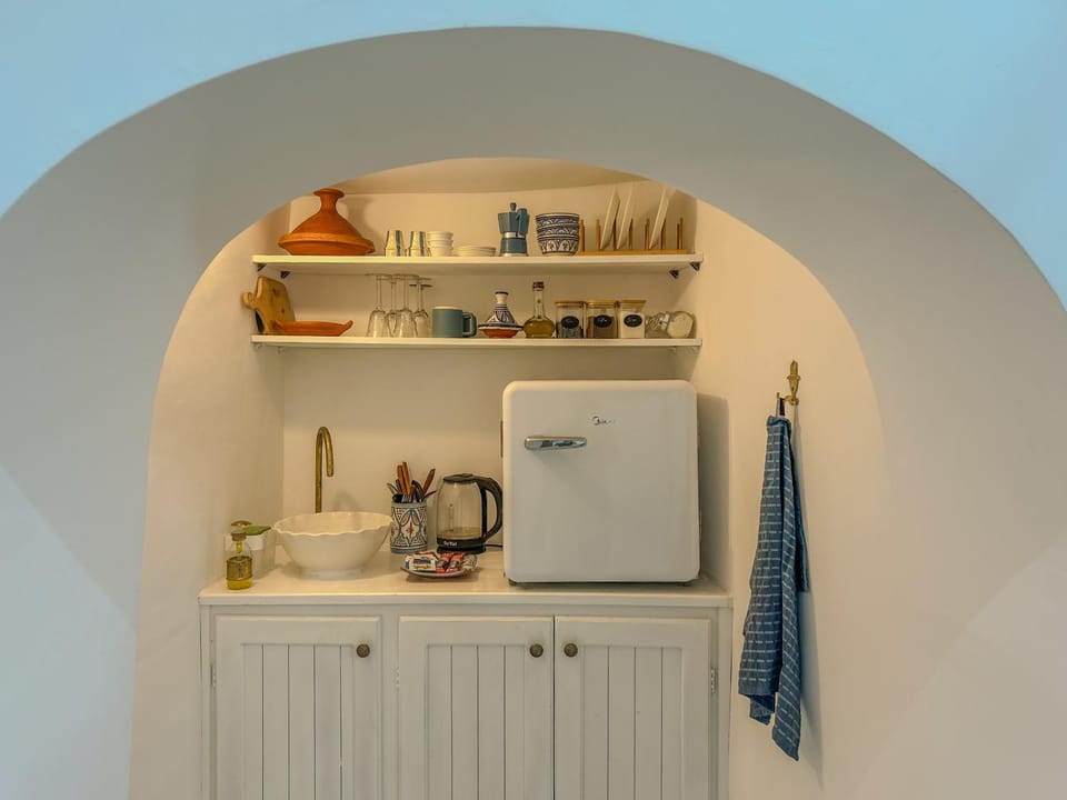 Coffee/tea facilities, Kitchen or kitchenette, minibar