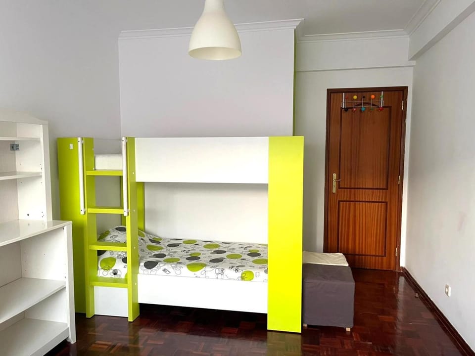 bunk bed