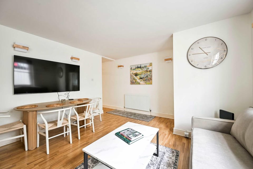 Chelsea Modern - Stylish Hideaway Apartment in City of Westminster