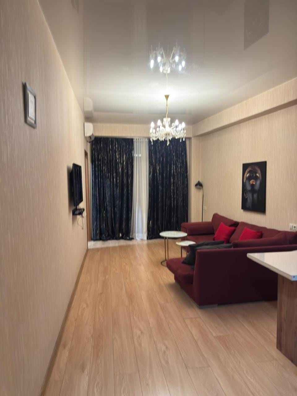 TV and multimedia, Seating area