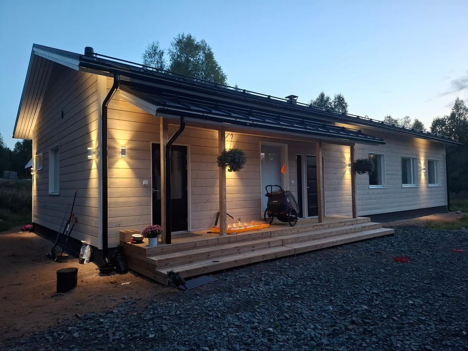 Patio, Facade/entrance