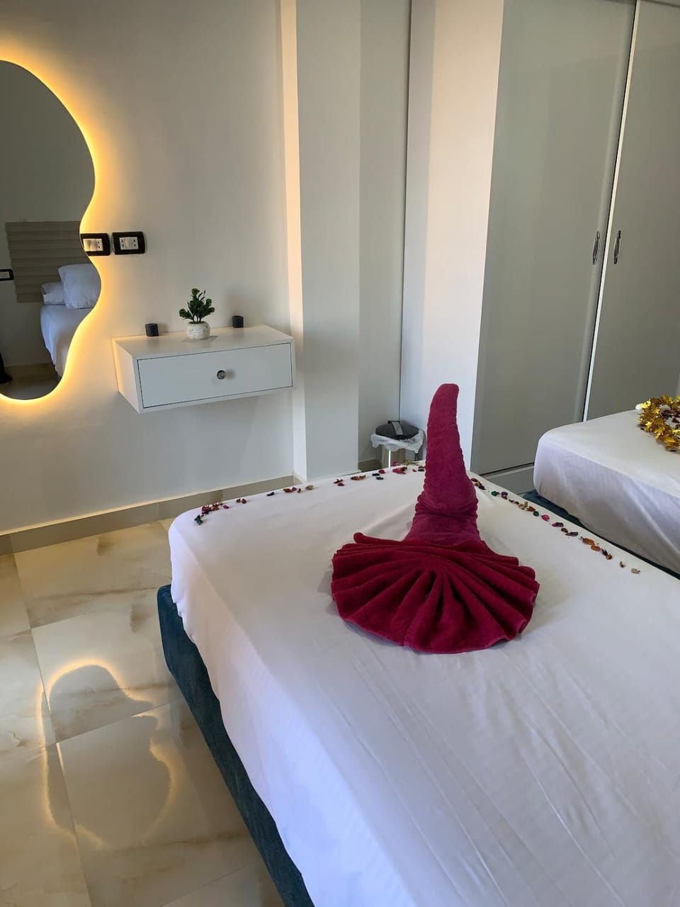 Bed, Photo of the whole room, Bedroom, towels, wardrobe