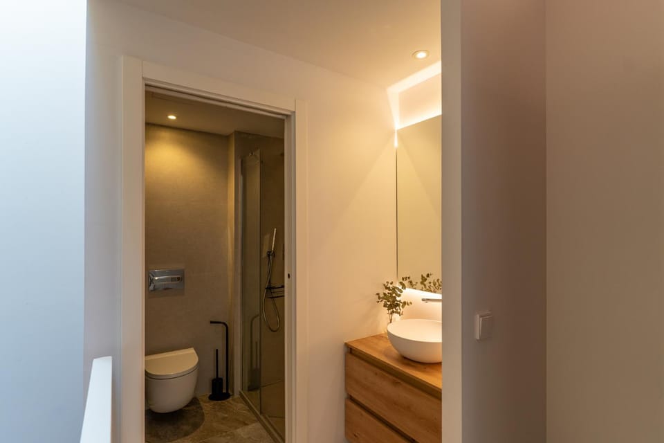 Toilet, Bathroom