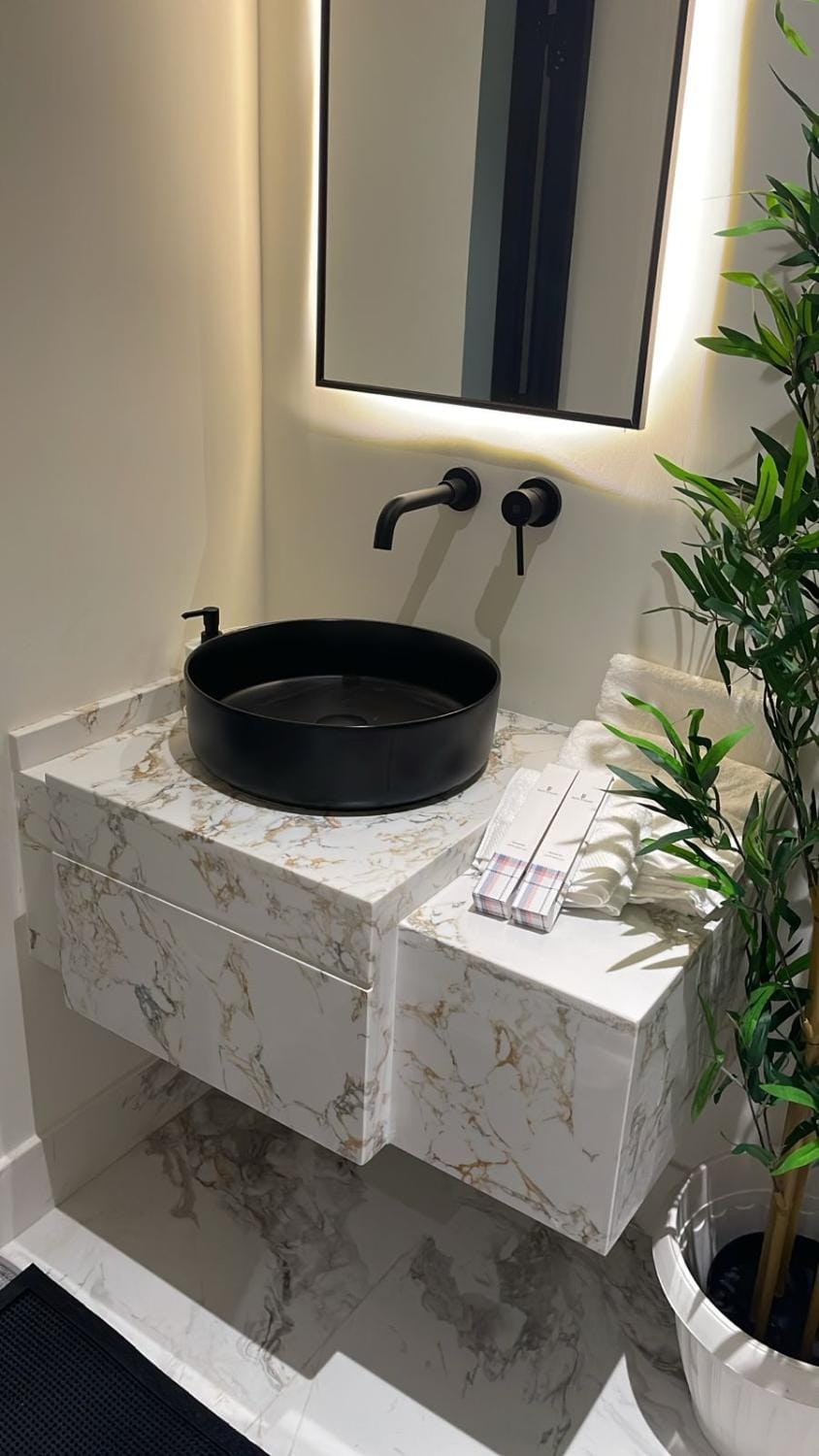 شقة مودرن بغرفة نوم وصاله قرب جسر البحرين - الحمراء - الخبر Apartment in Al Khobar