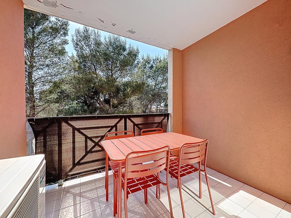 Balcony/Terrace, Garden view