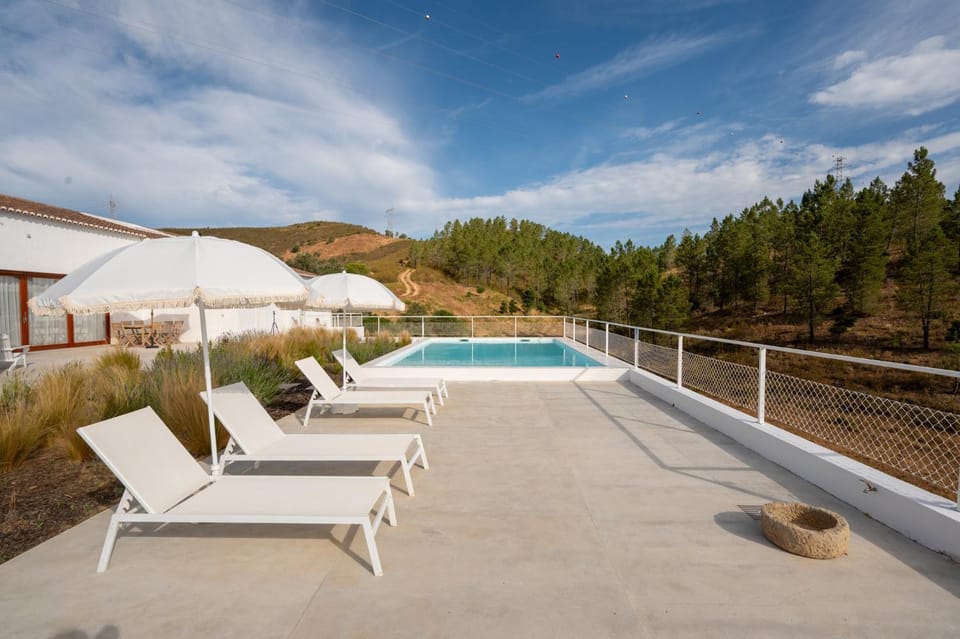 Balcony/Terrace, Swimming pool, Swimming pool