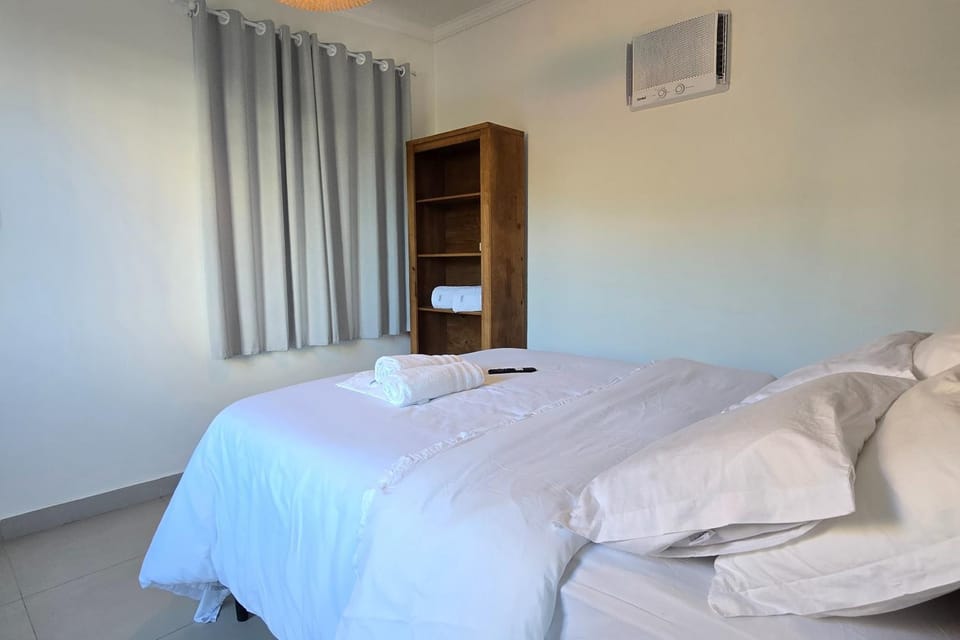Bed, Photo of the whole room, Bedroom, towels, air conditioner