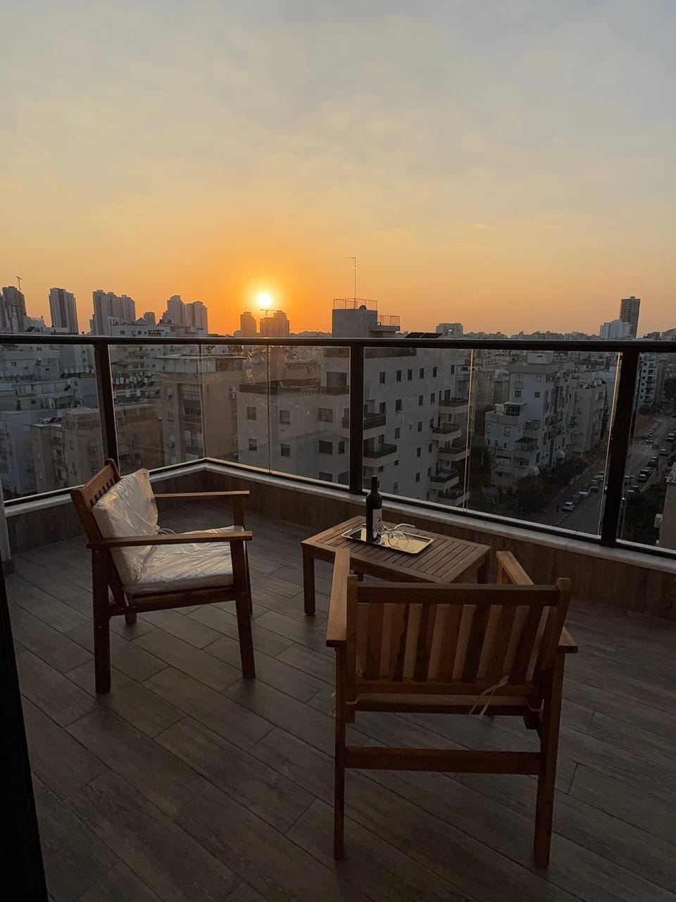 Sunset Home - Netanya Roof & Sea View Apartment in Netanya