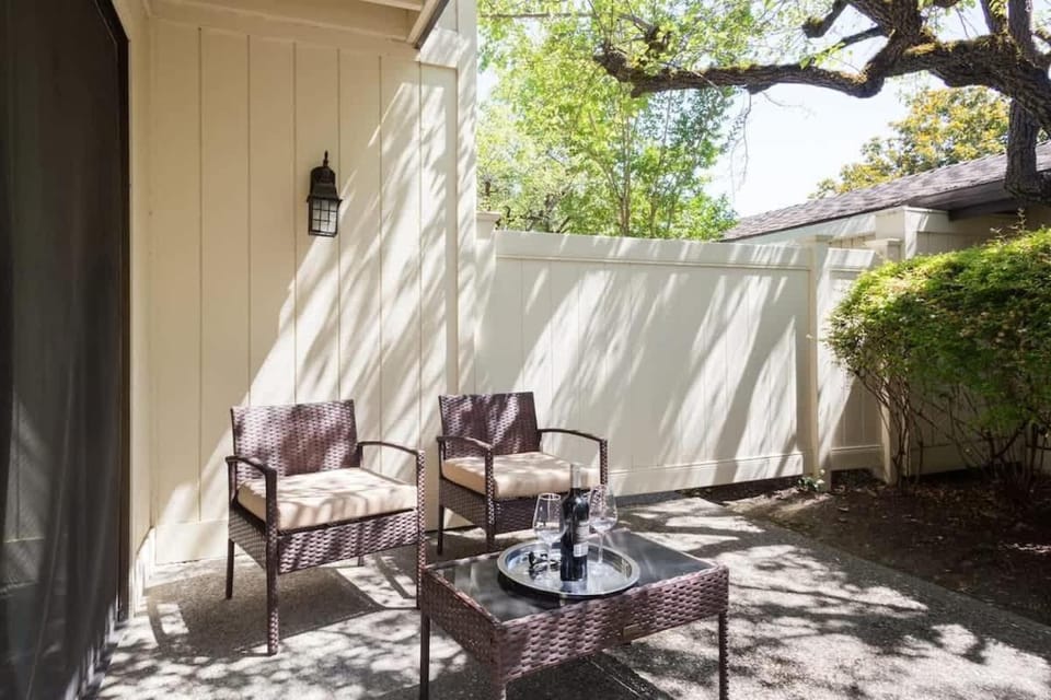 Romantic Napa Escape Prime Location House in Napa Valley