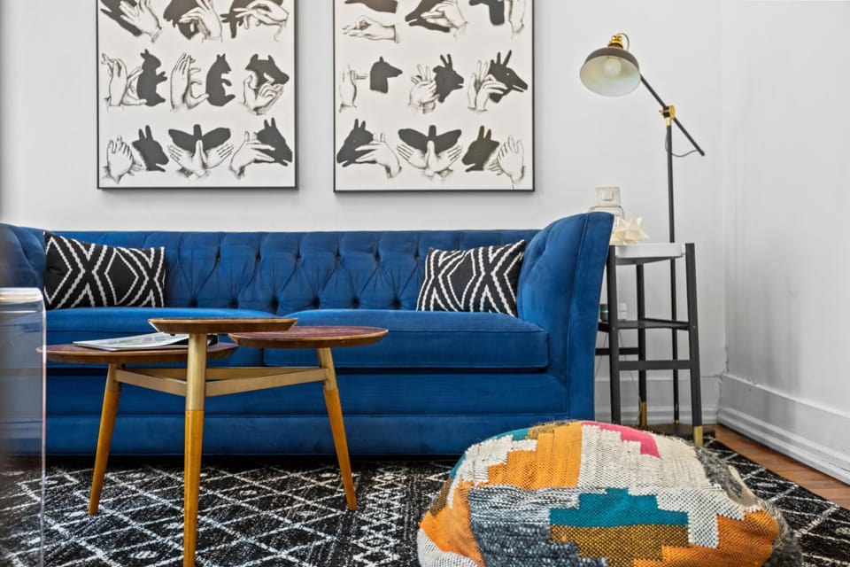 Modern Midtown-The Carriage House -Free Parking Bed and Breakfast in Atlanta