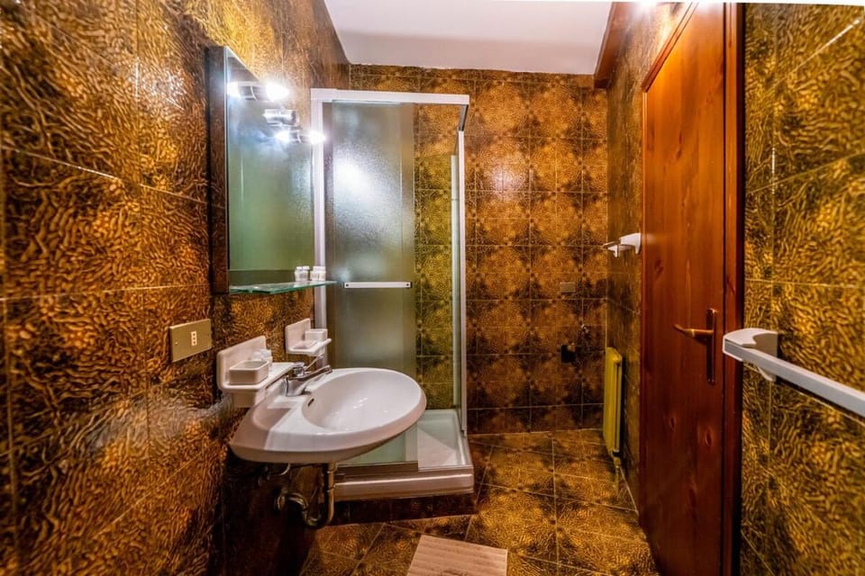 Cervinia Ski In Ski Out - Peak Studio Apartment in Breuil-Cervinia