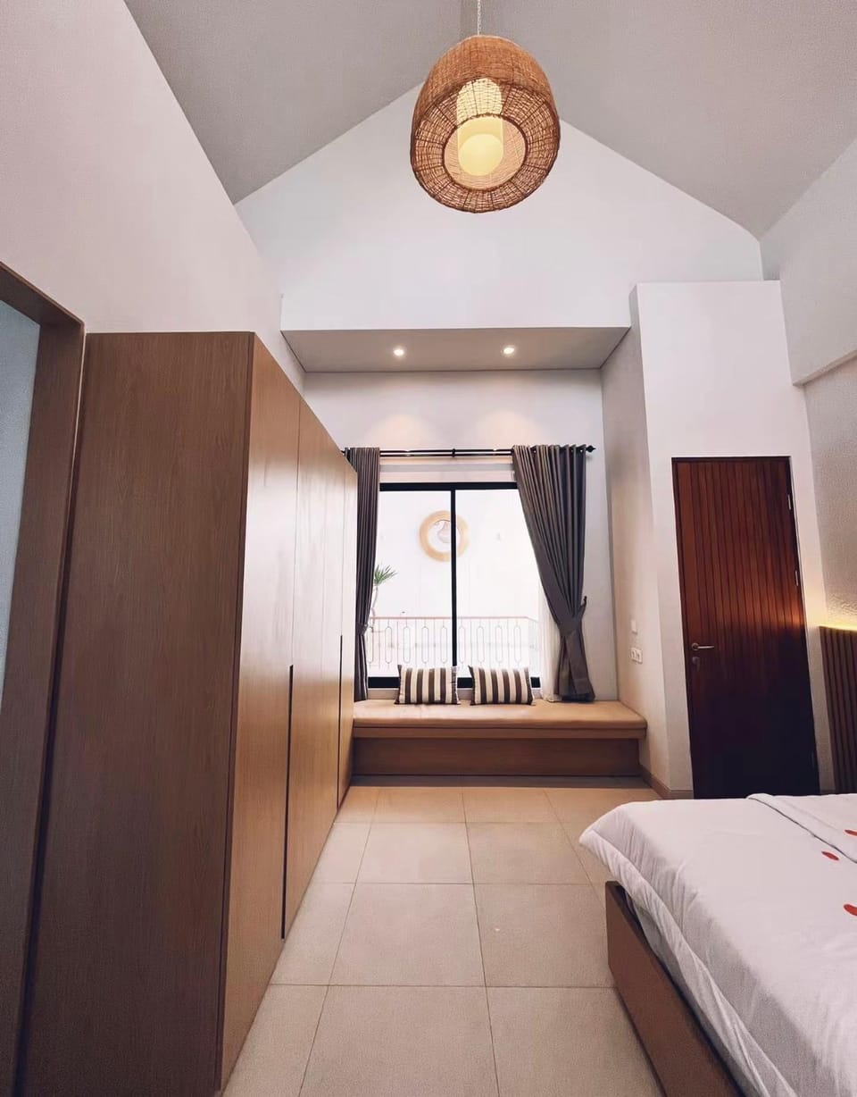 Bed, wardrobe