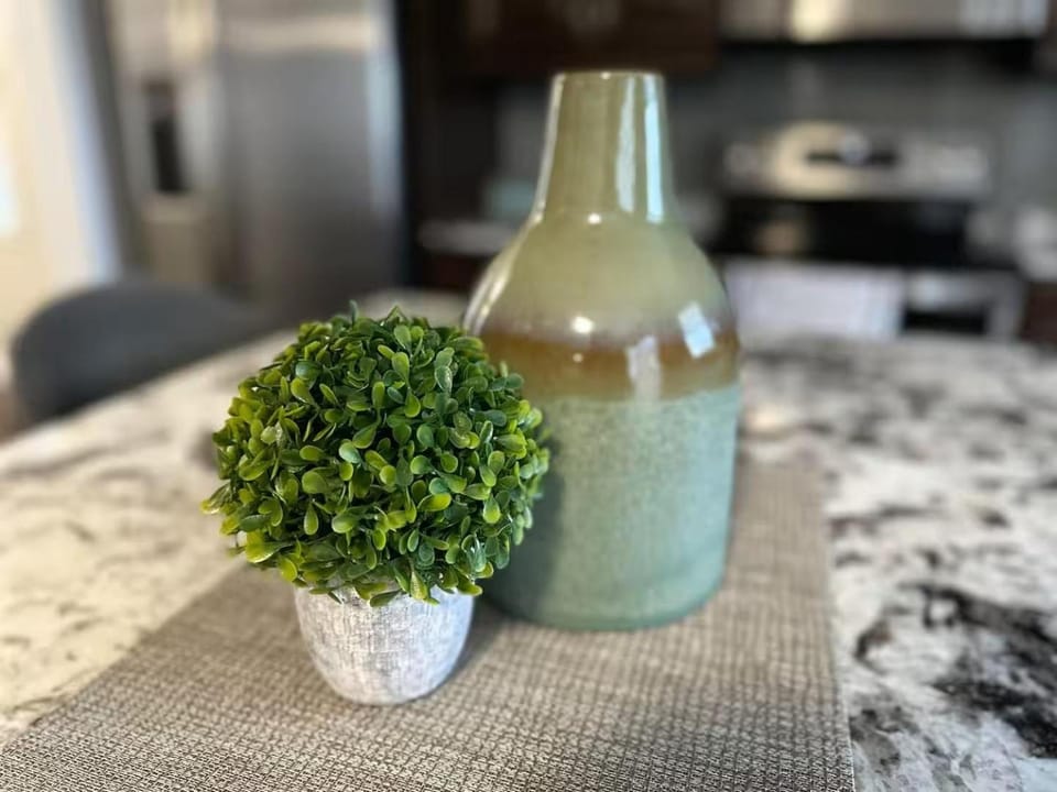 Fieldstone Estate Villa in Lake Erie