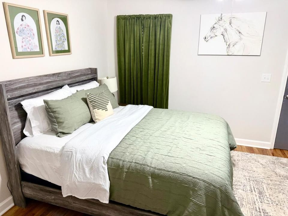 Bed, Bedroom
