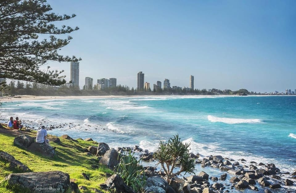Modern Coastal Escape – Burleigh Beachfront Apartment in Burleigh Heads