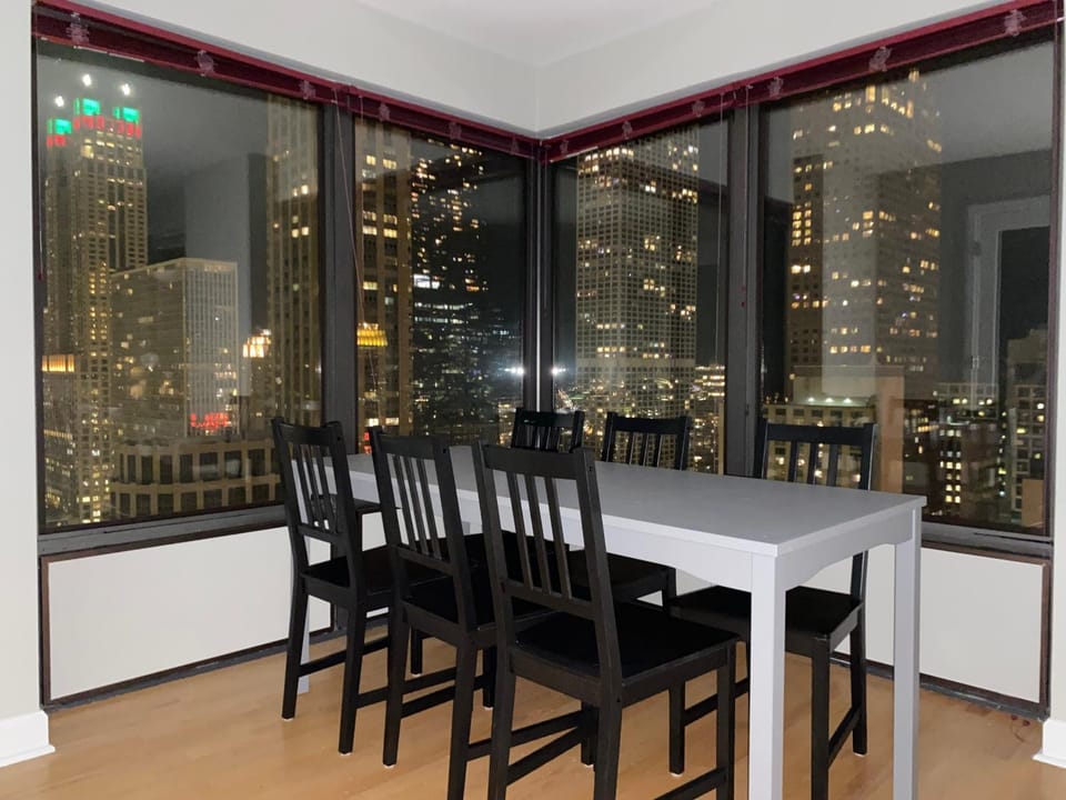 Dining area, City view