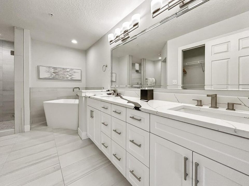 Bathroom, Bath