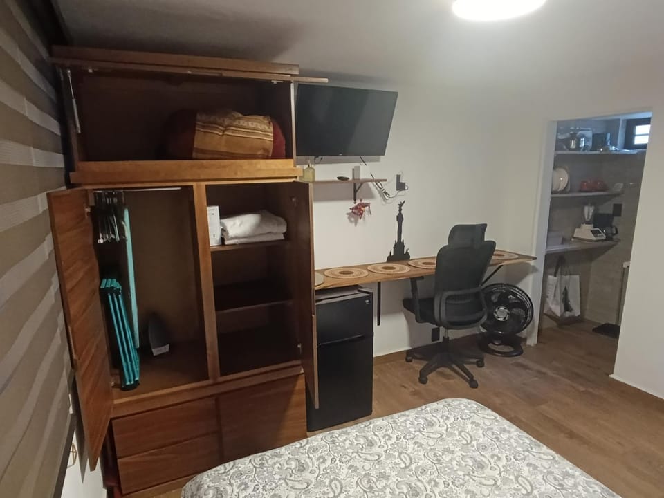 Photo of the whole room, wardrobe