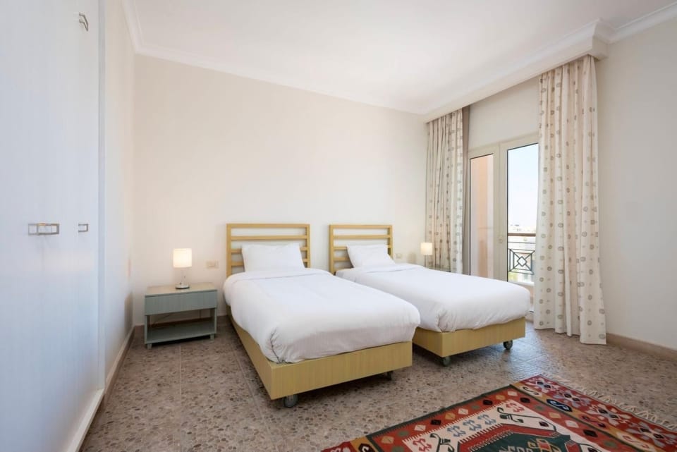 Golf Town Houses Luxury Stays Apartment in Red Sea Governorate