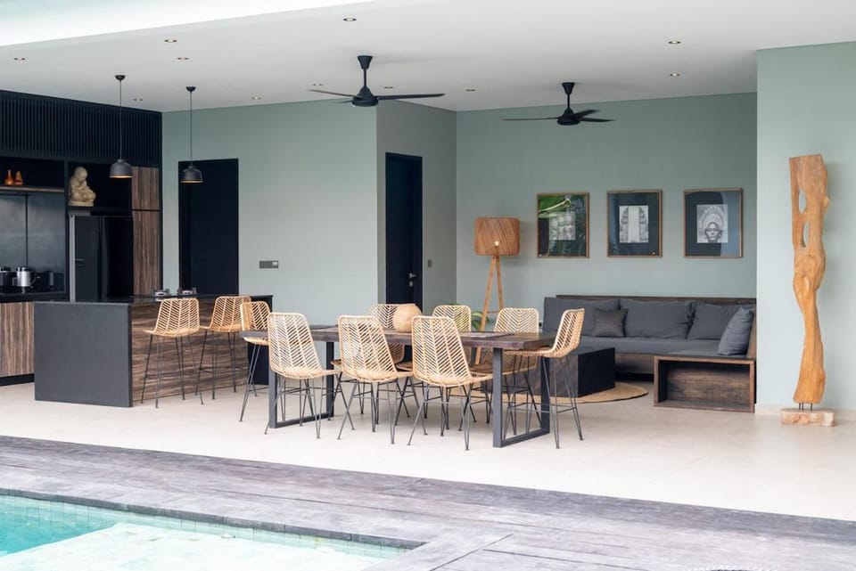 Villa Orchid Berawa Villa in North Kuta