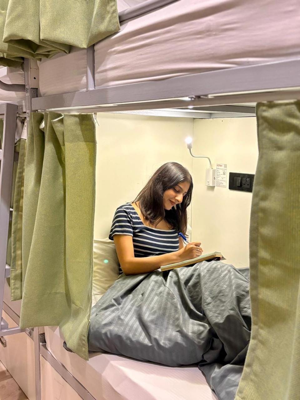 Bed, People, Photo of the whole room