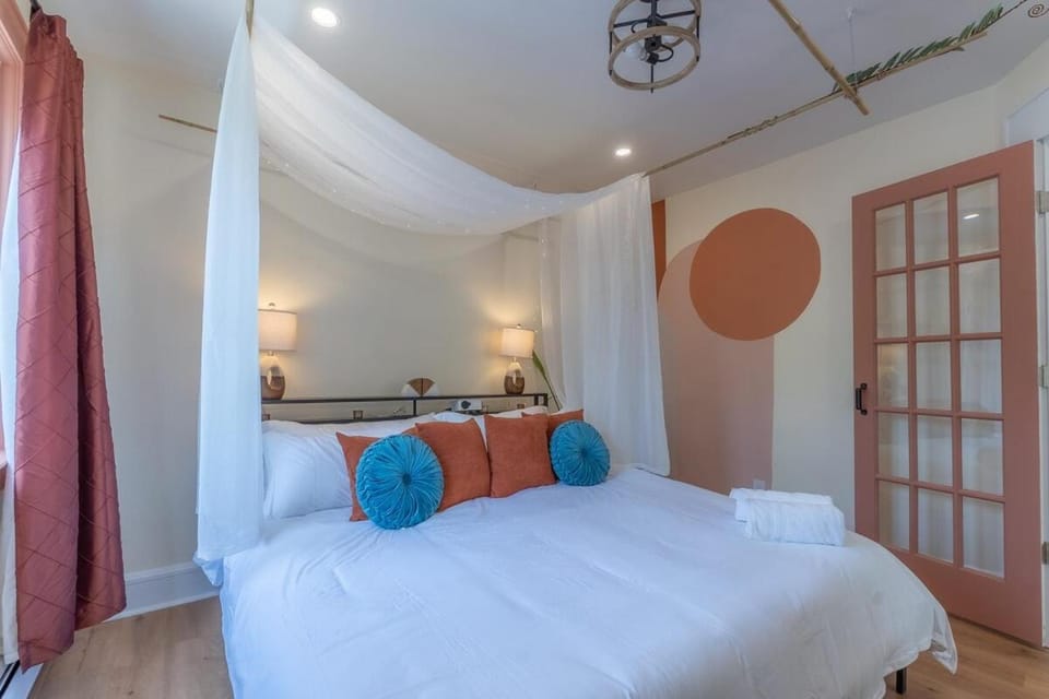 Bed, Bedroom