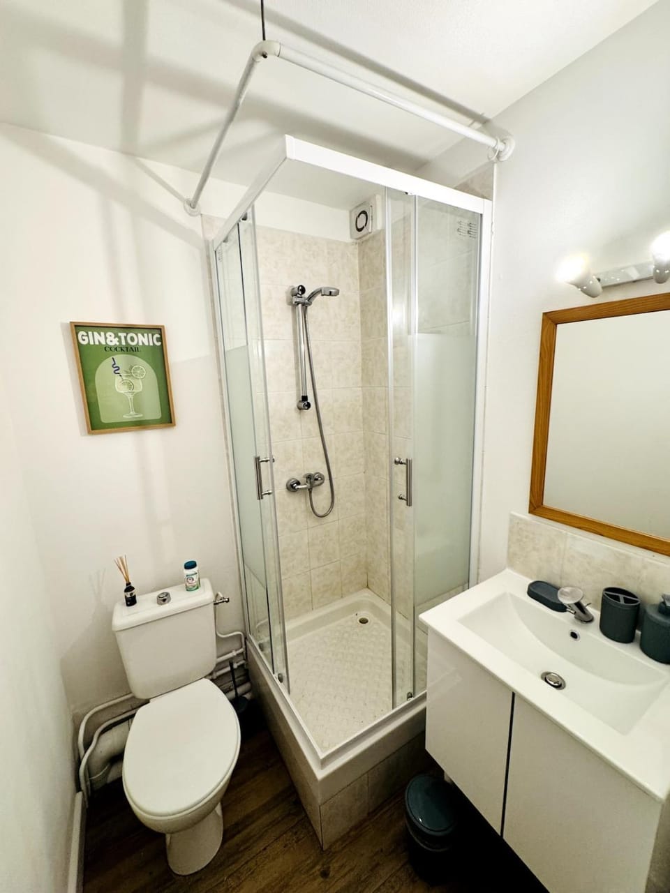 Shower, Bathroom