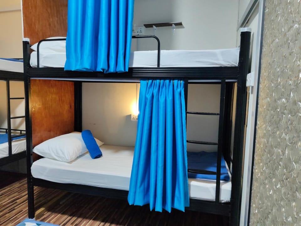 bunk bed