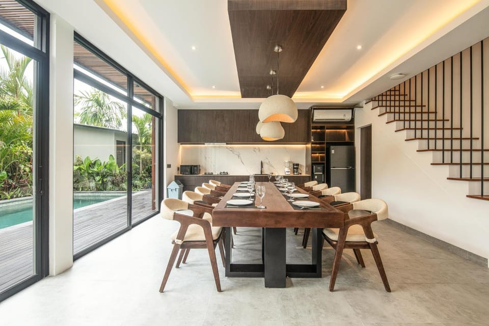 Opulent 5-Bedroom Sanctuary by Canggu Waves House in North Kuta