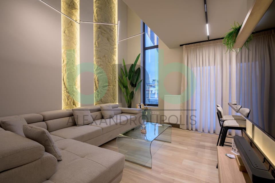 TV and multimedia, Living room, Photo of the whole room, Seating area, internet