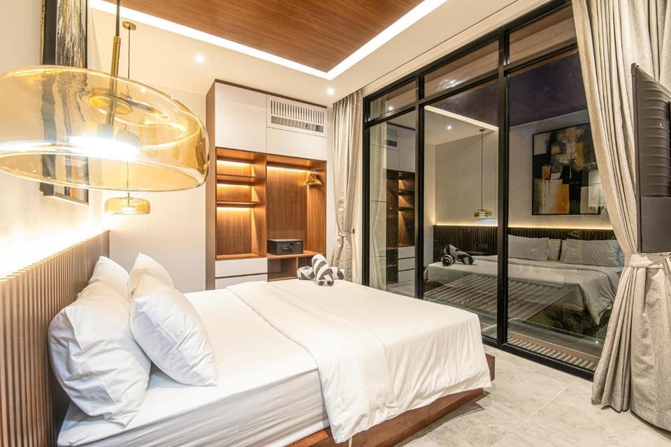 Coastal Chic 5BR Luxury Villa Canggu Beachside Villa in North Kuta