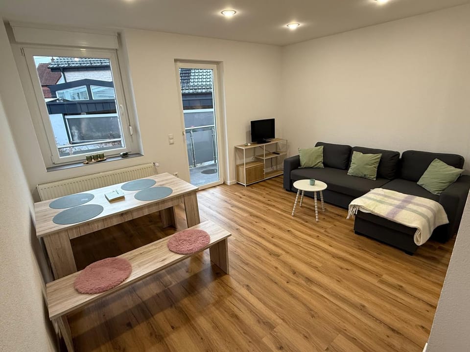 TV and multimedia, Living room, Photo of the whole room, Seating area