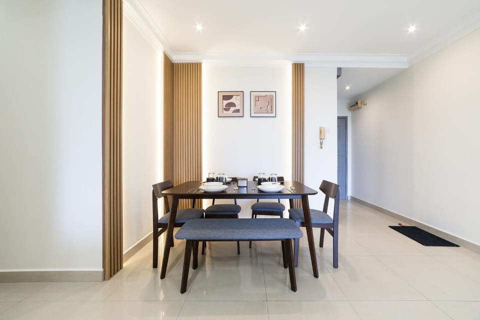 Royal Domain KL near Mont Kiara by Sleepy Bear Apartment in Federal Territory of Kuala Lumpur