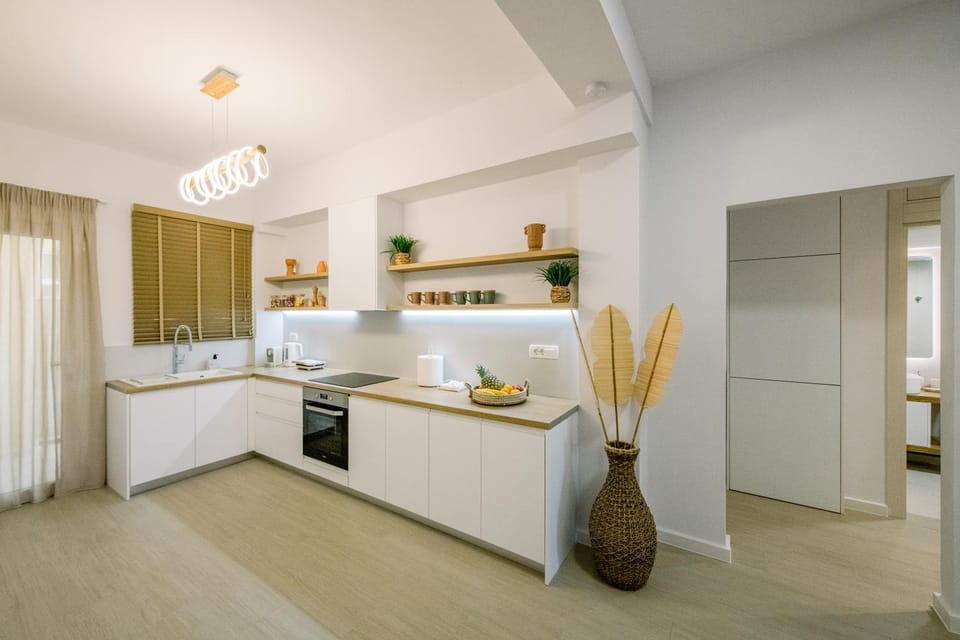 Kitchen or kitchenette, oven, stove