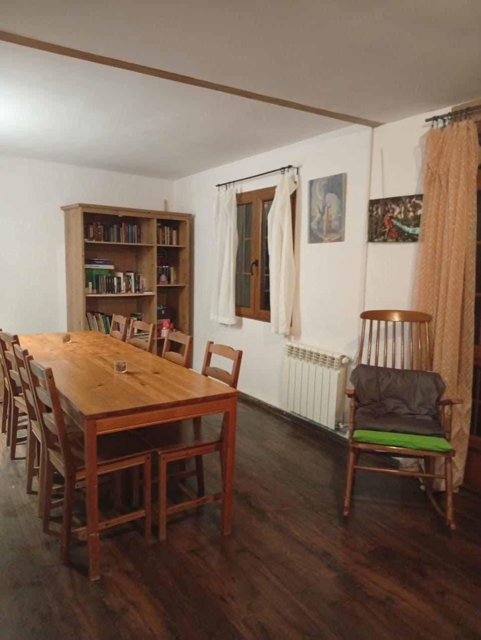 Communal lounge/ TV room