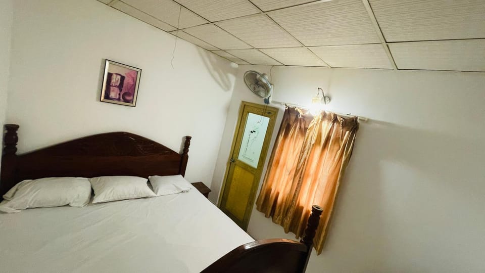 New PAWANA HOTEL Bed and Breakfast in Sri Lanka