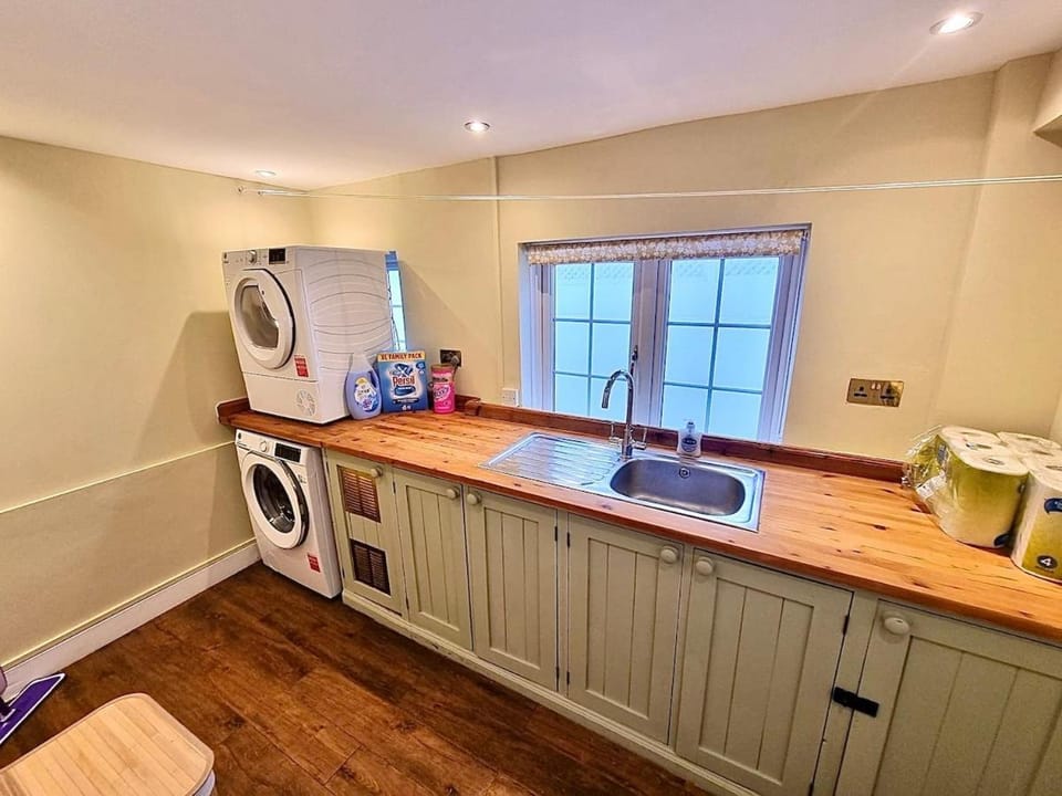 Charming 3 bed kent Cottage House in City of Canterbury