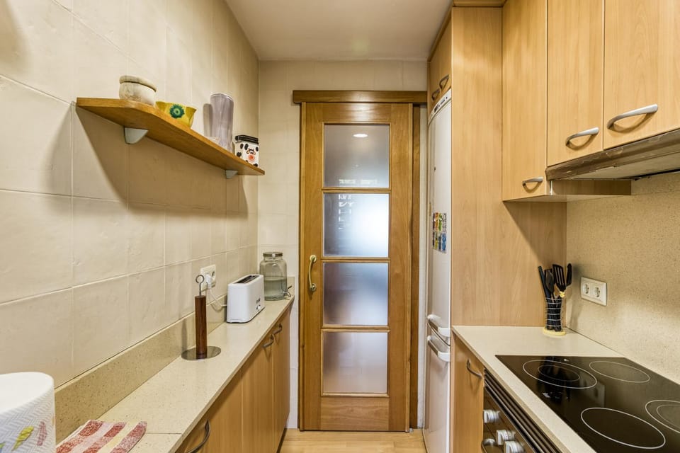 Kitchen or kitchenette, Living room