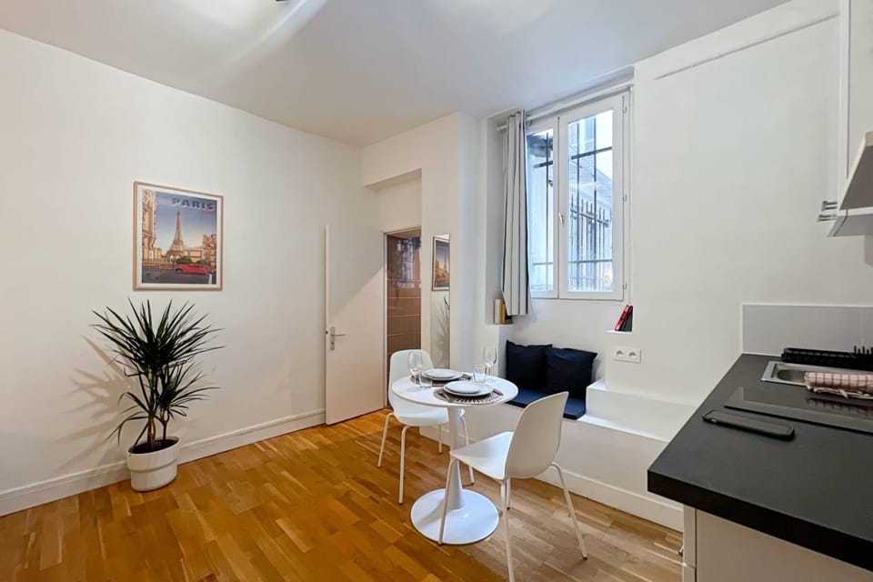 Charming apartment near Bastille Apartment in Paris