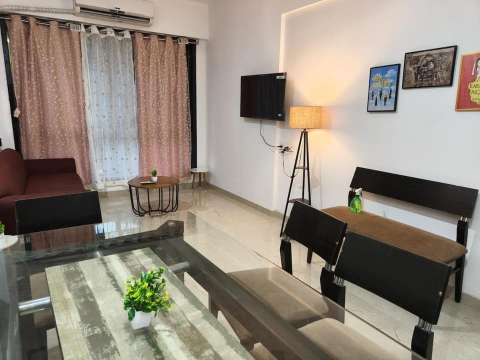 IUC 301 Private 1Bhk 3 Min Nesco Nirlon Apartment in Mumbai