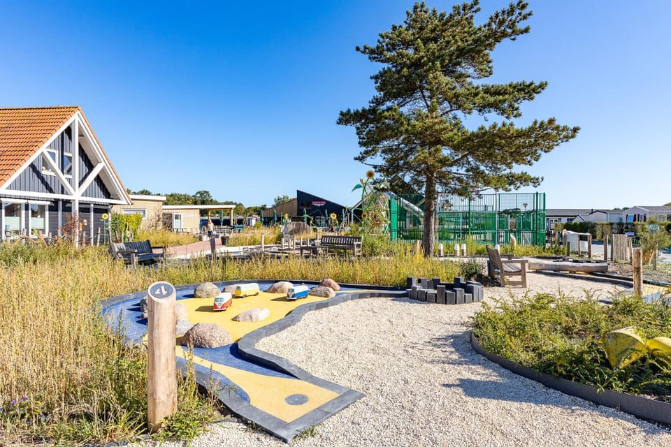 Zonnedorp 18 Duinhuis Renesse | Relaxte strandvakantie voor het hele gezin House in Noordwelle