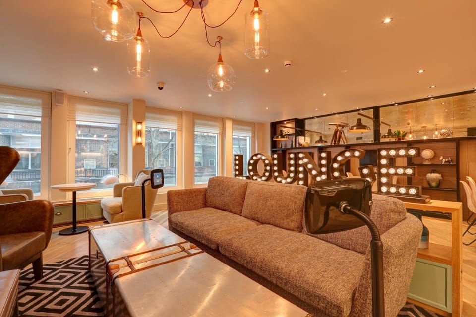 Lounge or bar