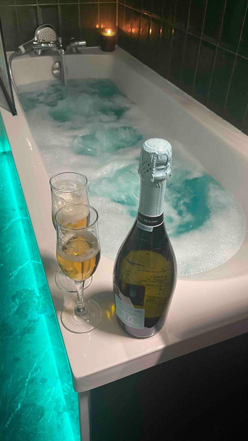 Close to beaches and golf courses Apartment in England