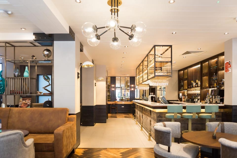 Lounge or bar